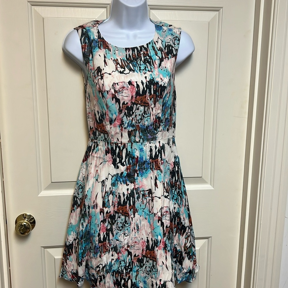 French connection size 2 sleeveless dress, zip back